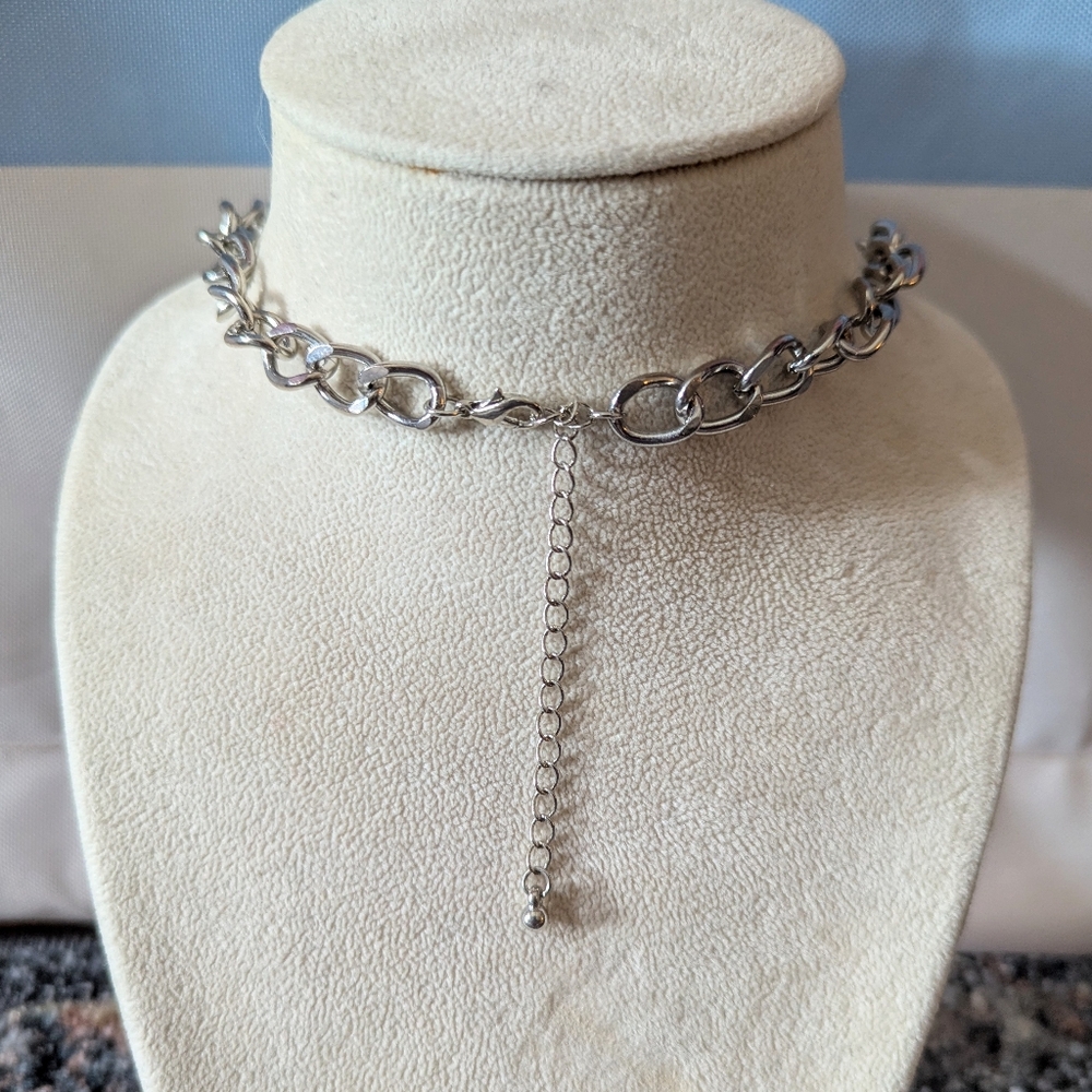 Vintage Black Silver Tone Chacha Bib Statement Necklace Whimsigoth Dark Acadamia - Picture 2 of 7